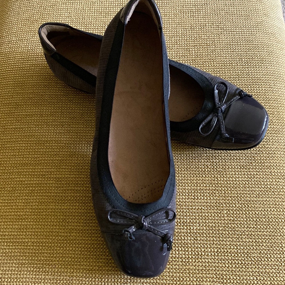 Clarks Black Flats with Bow Detail